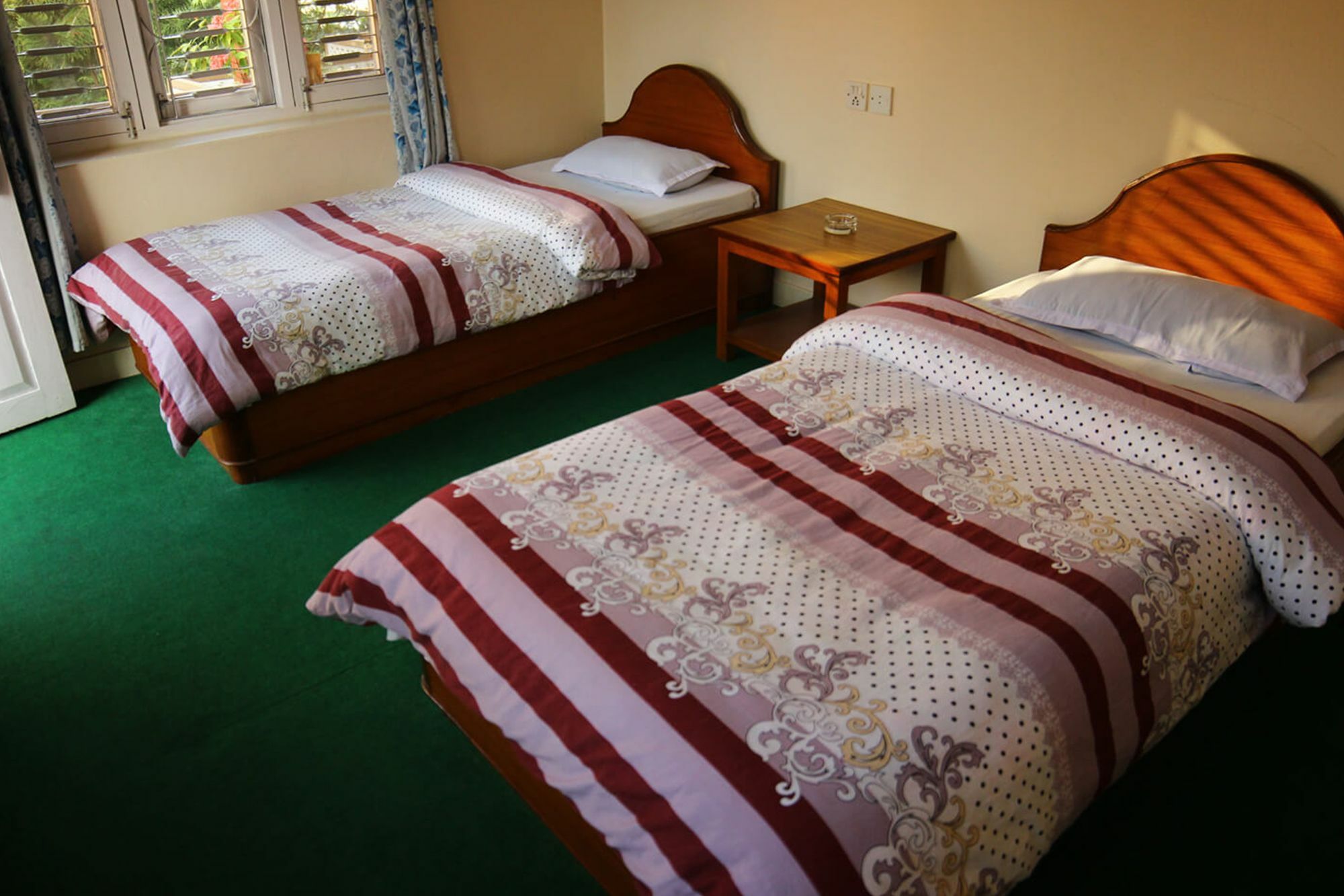 New Tourist Guest House Похара Екстериор снимка