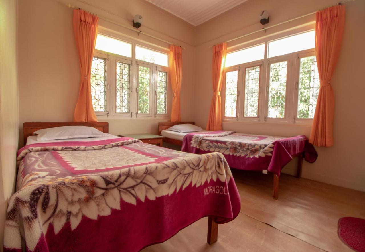 New Tourist Guest House Похара Екстериор снимка