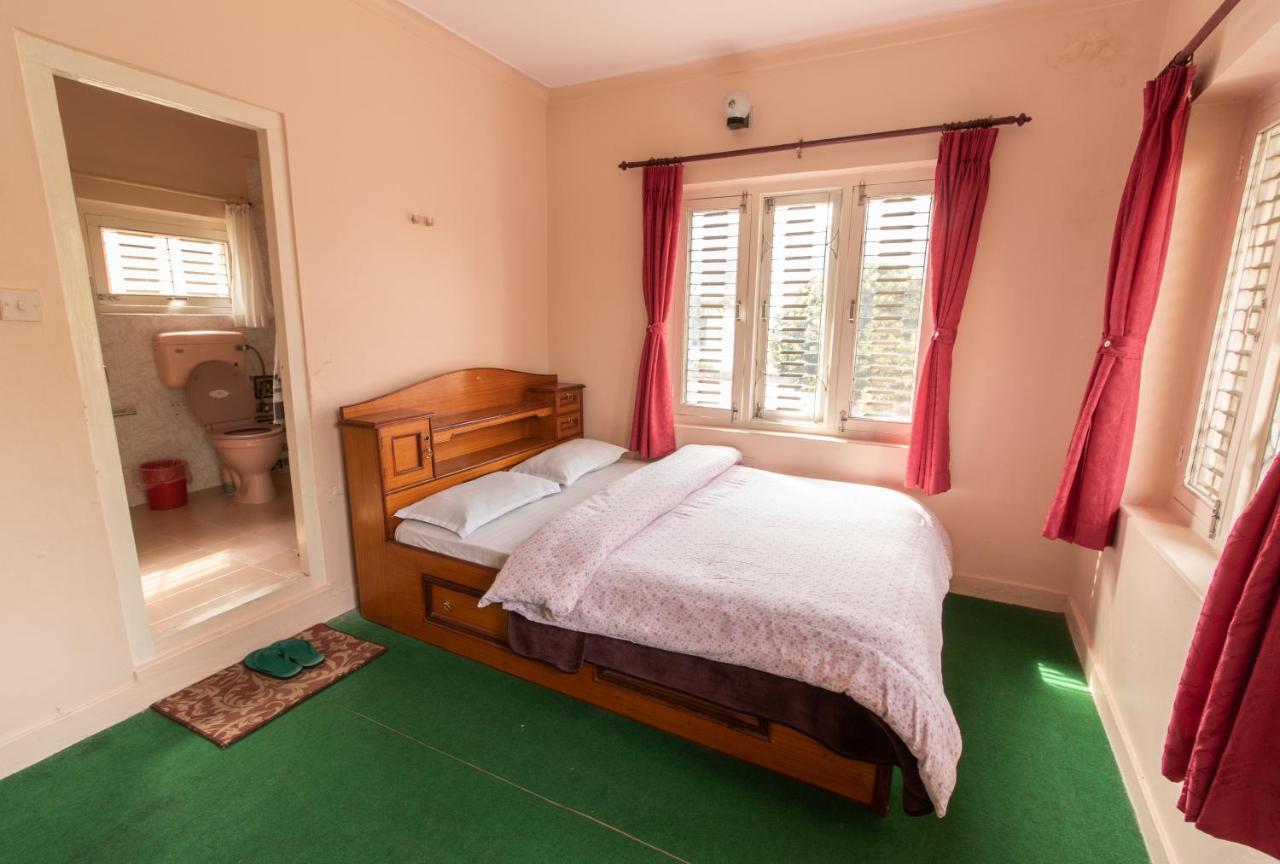 New Tourist Guest House Похара Екстериор снимка