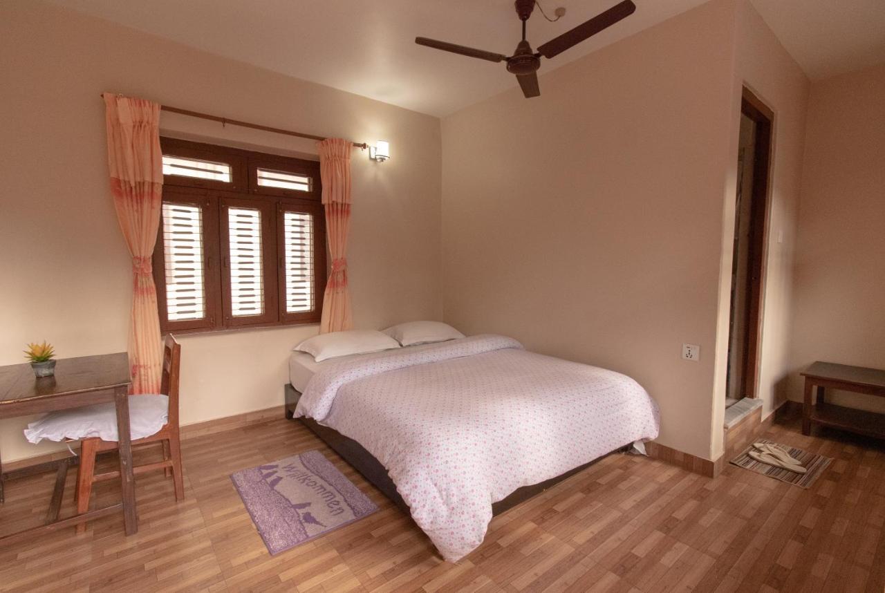 New Tourist Guest House Похара Екстериор снимка