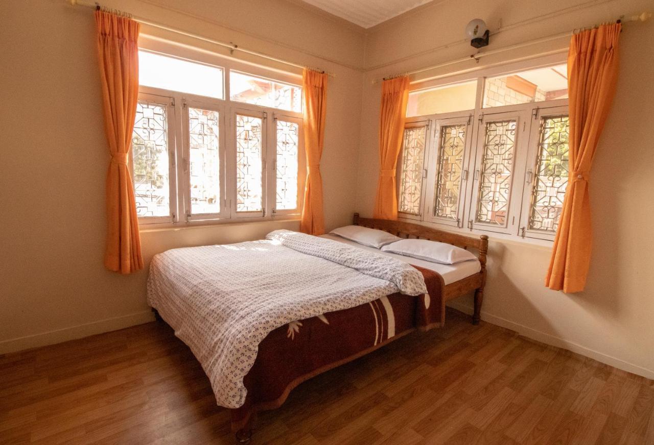 New Tourist Guest House Похара Екстериор снимка